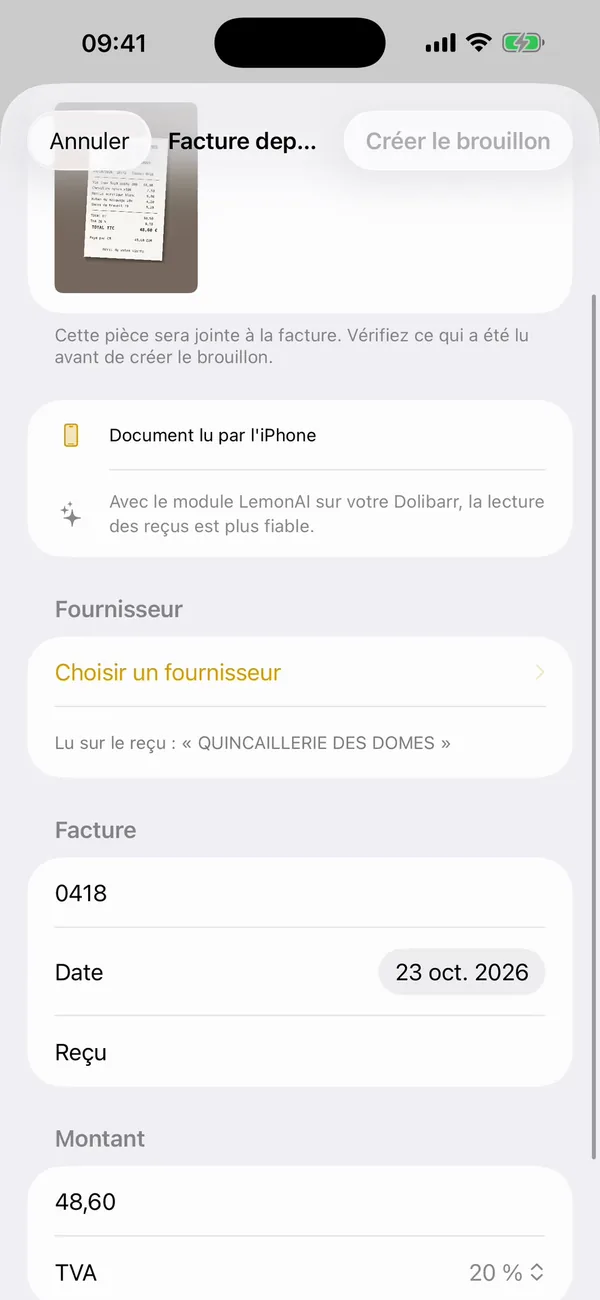 Ticket de caisse lu par le téléphone : fournisseur, numéro, date et montant prêts pour la facture fournisseur